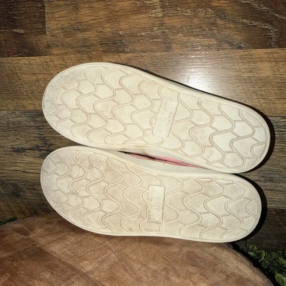 Sperry Saltie Jr Size 6M